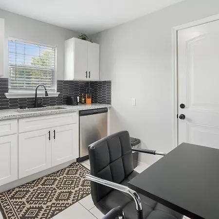 Cozy Two Bedroom Home Minutes From Downtown! Houston Exterior foto